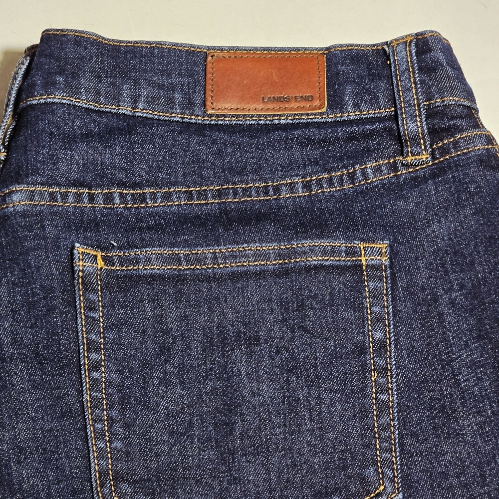 Lands End Size 16 High Rise Straight Jean In Dark Blue Denim Soft With Stretch - Picture 8 of 9